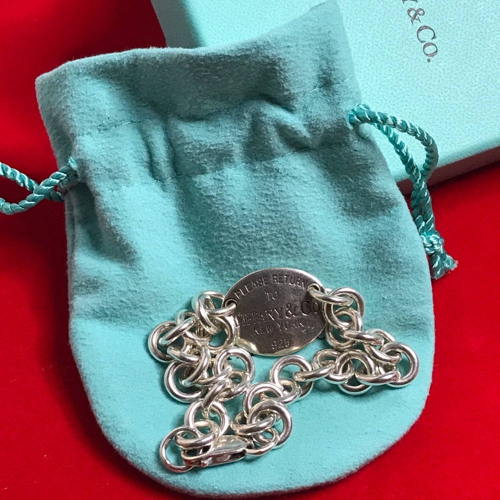 Tiffany & Co Sterling Silver Oval Link Bra…